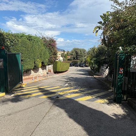 Studio Calme A Deux Pas De La Mer Avec Jardin Et Parking Prive Beaulieu-sur-Mer Exteriör bild